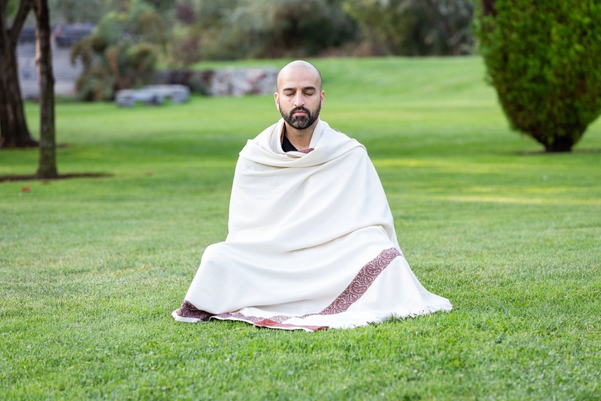 Meditation Shawl / Meditation Blanket / Prayer Shawl for Men Women (Gratitude) - Meditation Shawl