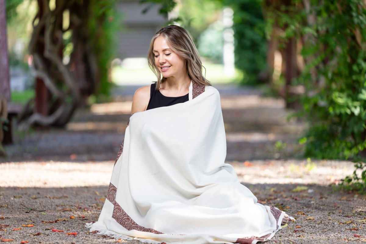 Meditation Shawl / Meditation Blanket / Prayer Shawl for Men Women (Gratitude) - Meditation Shawl