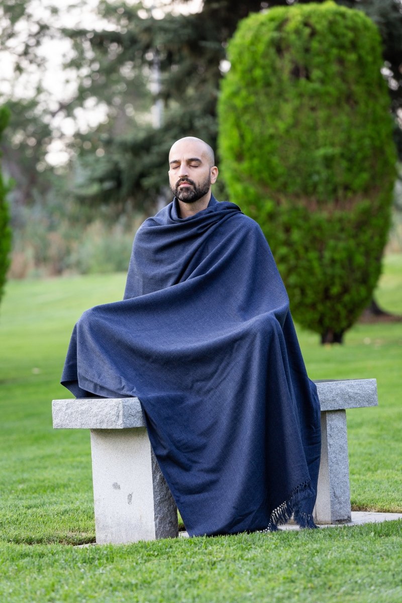 Meditation Shawl / Meditation Blanket / Prayer Shawl for Men Women (Simplicity) - Meditation Shawl
