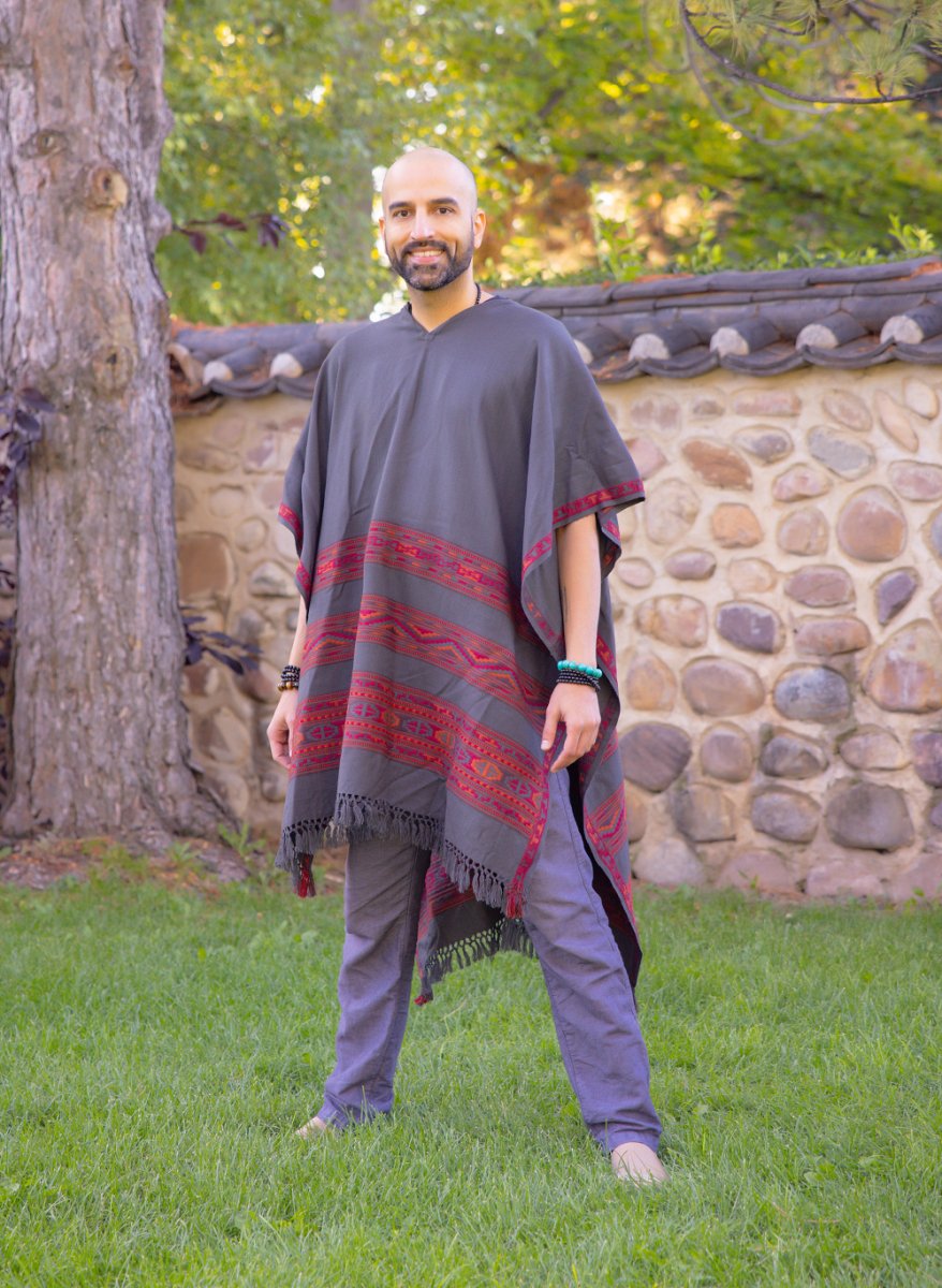Poncho (Experience) -