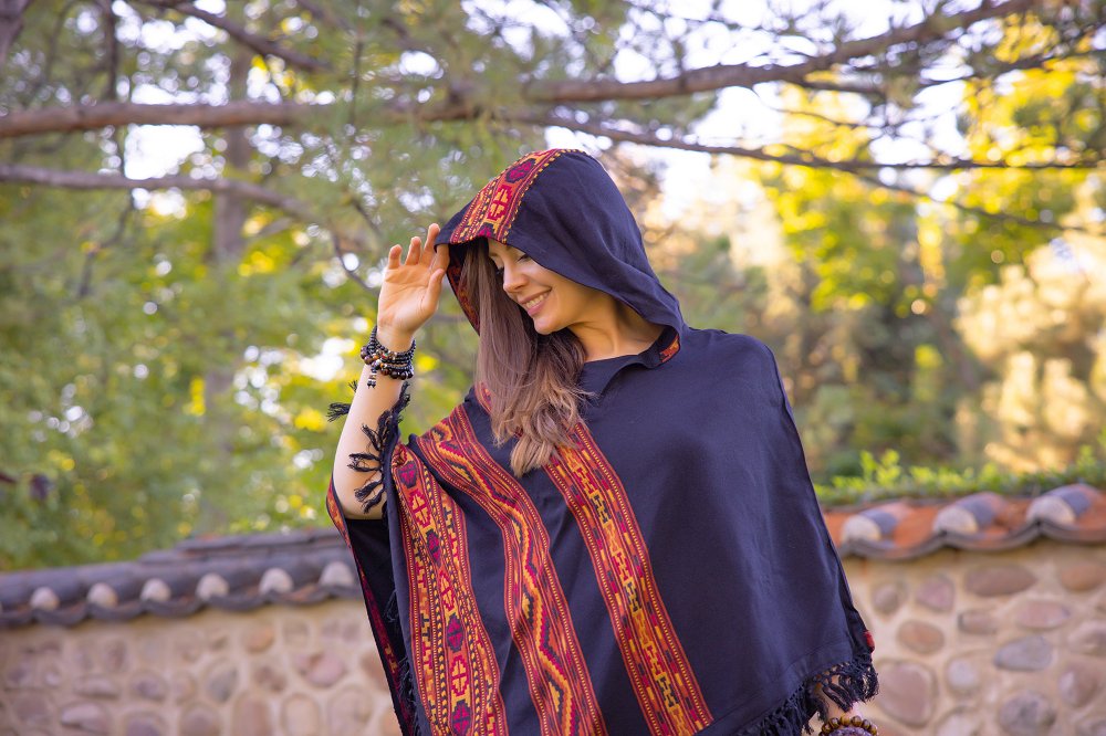 Poncho With Hood (Elevate) -