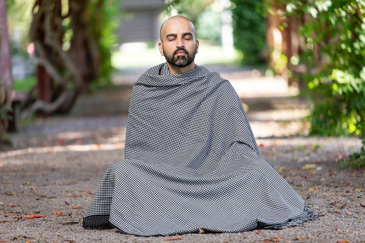 Meditation Shawl / Meditation Blanket / Prayer Shawl for Men Women (Balance) - Meditation Shawl