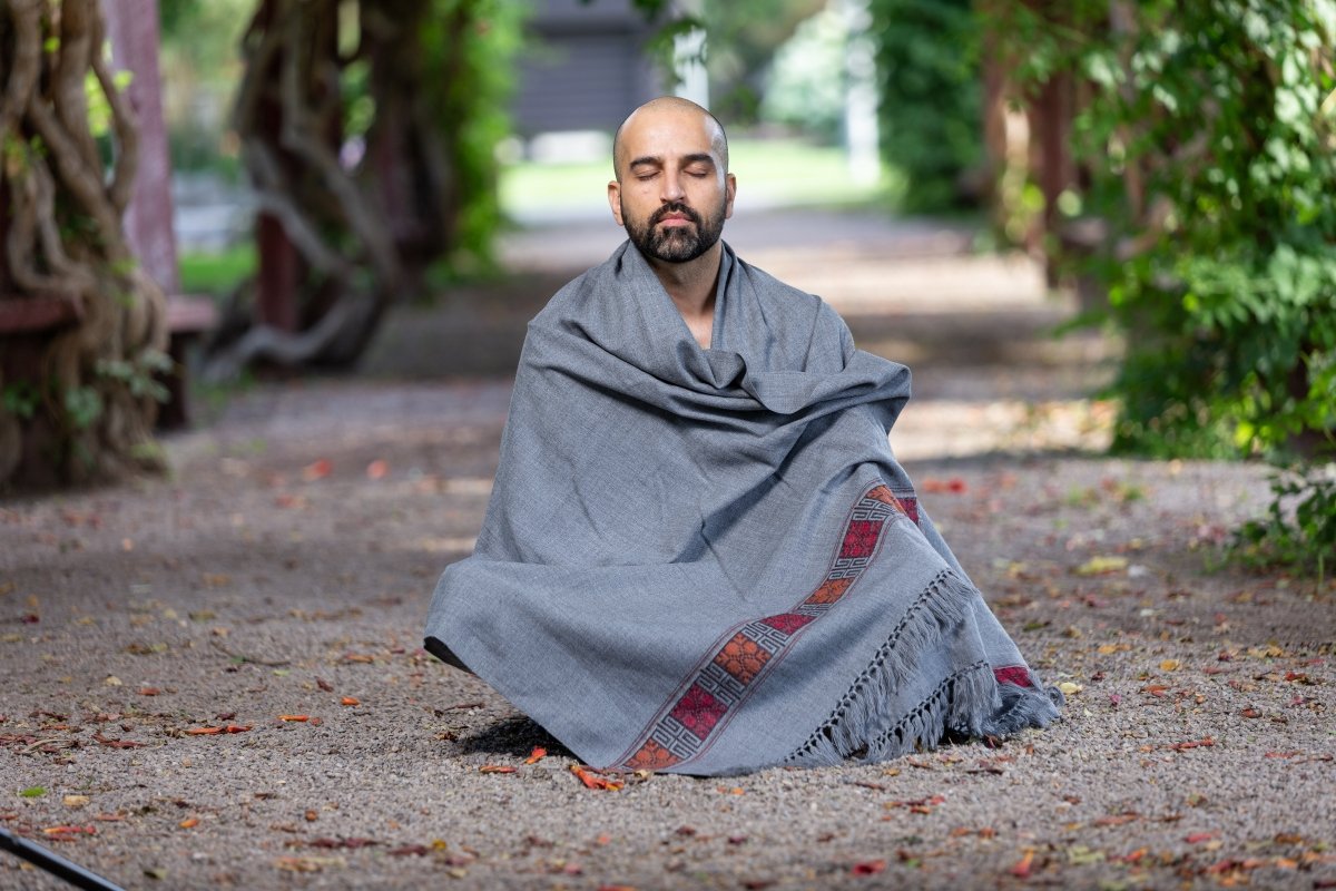 Meditation Shawl / Meditation Blanket / Prayer Shawl for Men Women (Happiness) - Meditation Shawl