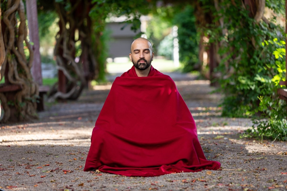 Meditation Shawl | Meditation Blanket or Prayer Shawl for Men & Women (Simplicity) - Meditation Shawl