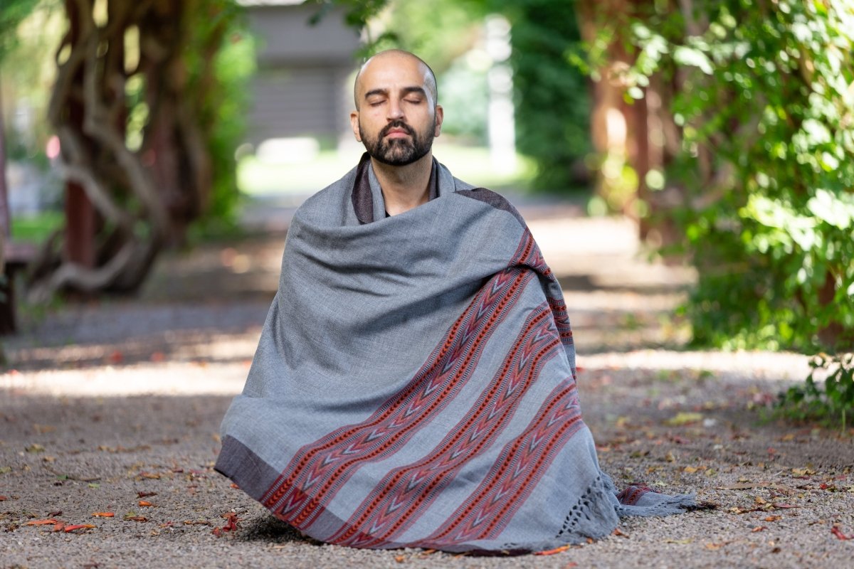 Meditation Shawl / Meditation Blanket / Prayer Shawl for Men Women (Truth) - Meditation Shawl